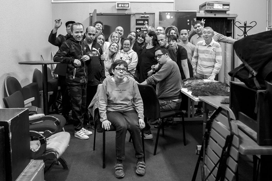 COULISSES AVANT